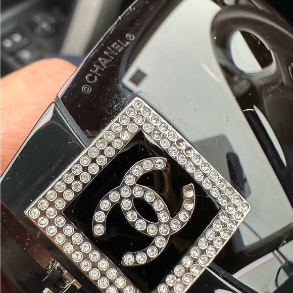 Chanel Sunglasses 5085 with Case (Victoria Beckham shield sunglasses) - Picture 5 of 16